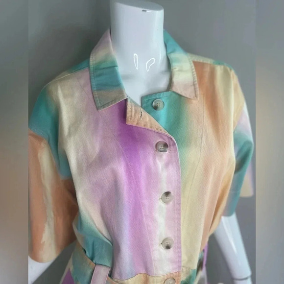 Current Air women’s rainbow short sleeve pastel button up, romper Size M - Picture 5 of 13